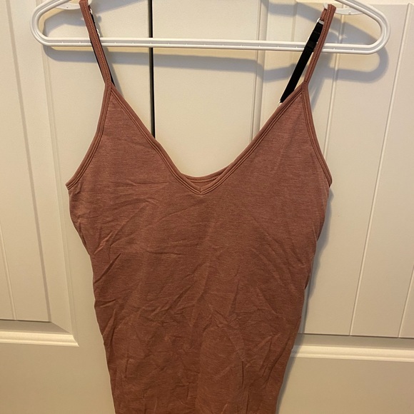 Lululemon tank top - Picture 1 of 4
